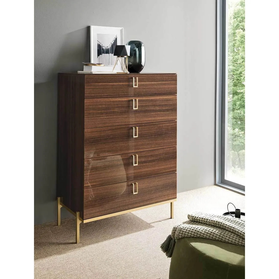 Augstā kumode MID CENTURY